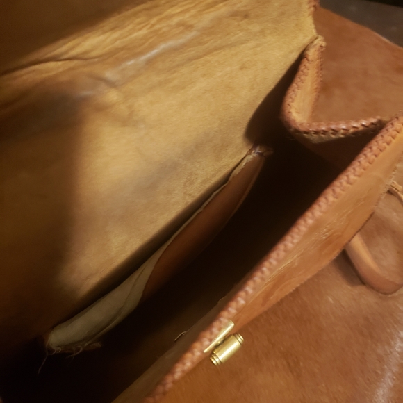 70's leather floral purse - Picture 4 of 4